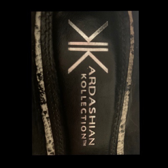 Heels - Picture 2 of 3